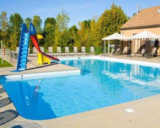Mountain View Villas At Cranberry Collingwood Buitenkant foto